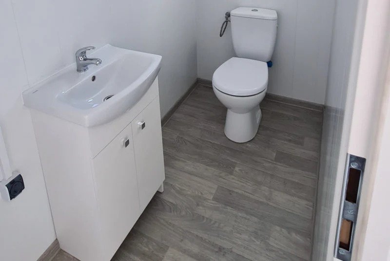 Contenedor Habitable W4-2 | Módulo de 18m² para Espacios Versátiles - Imagen 2